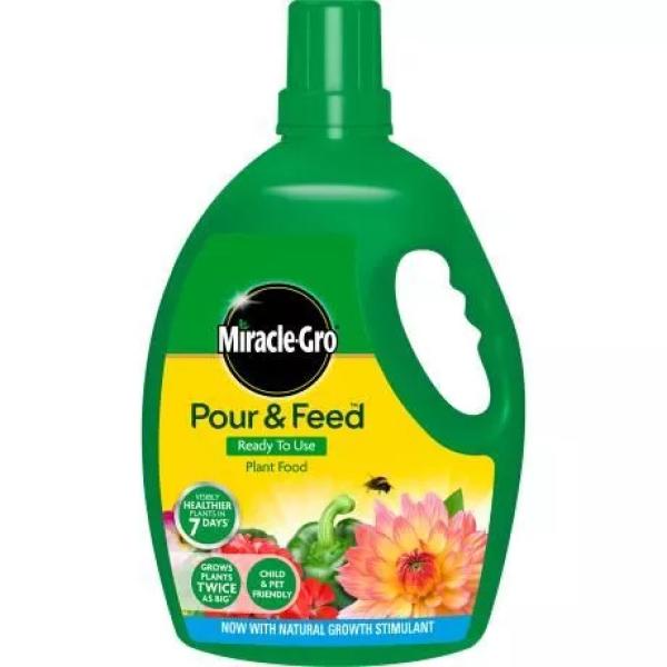 Miracle-Gro Pour&Feed 3 Litre